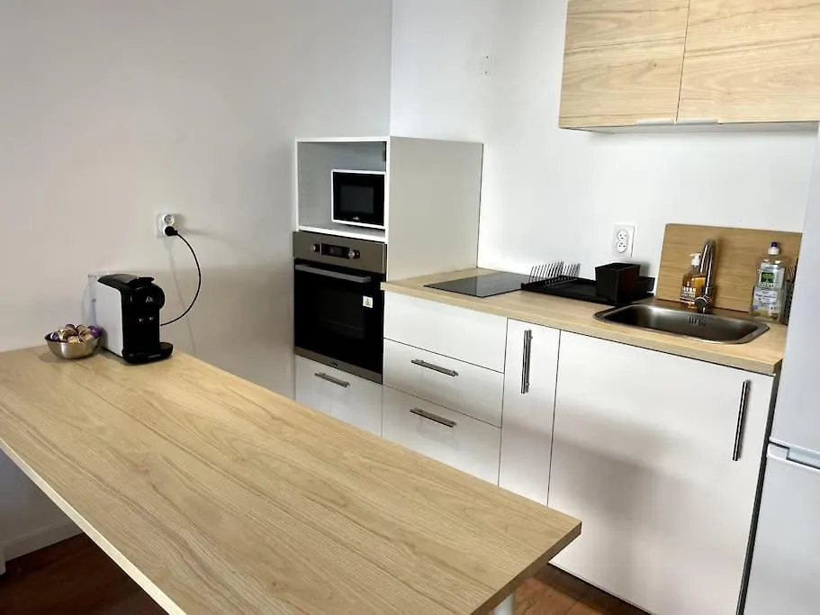 Superbe Appartement 2P Climatise - Plages A Pieds Juan-les-Pins 0*,  France