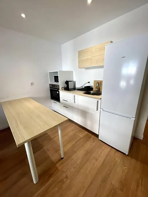 Superbe Appartement 2P Climatise - Plages A Pieds Juan-les-Pins France